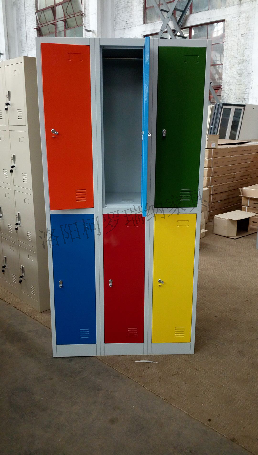 鄭州鋼制更衣柜價(jià)格 儲物柜生產(chǎn)廠家 衣柜庫存