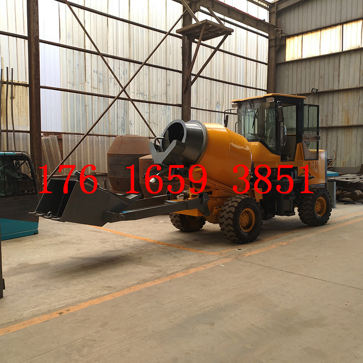 自動上料攪拌運輸車