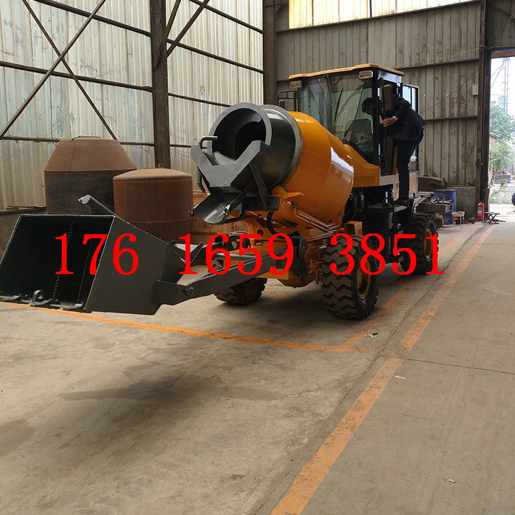 自動上料攪拌運輸車