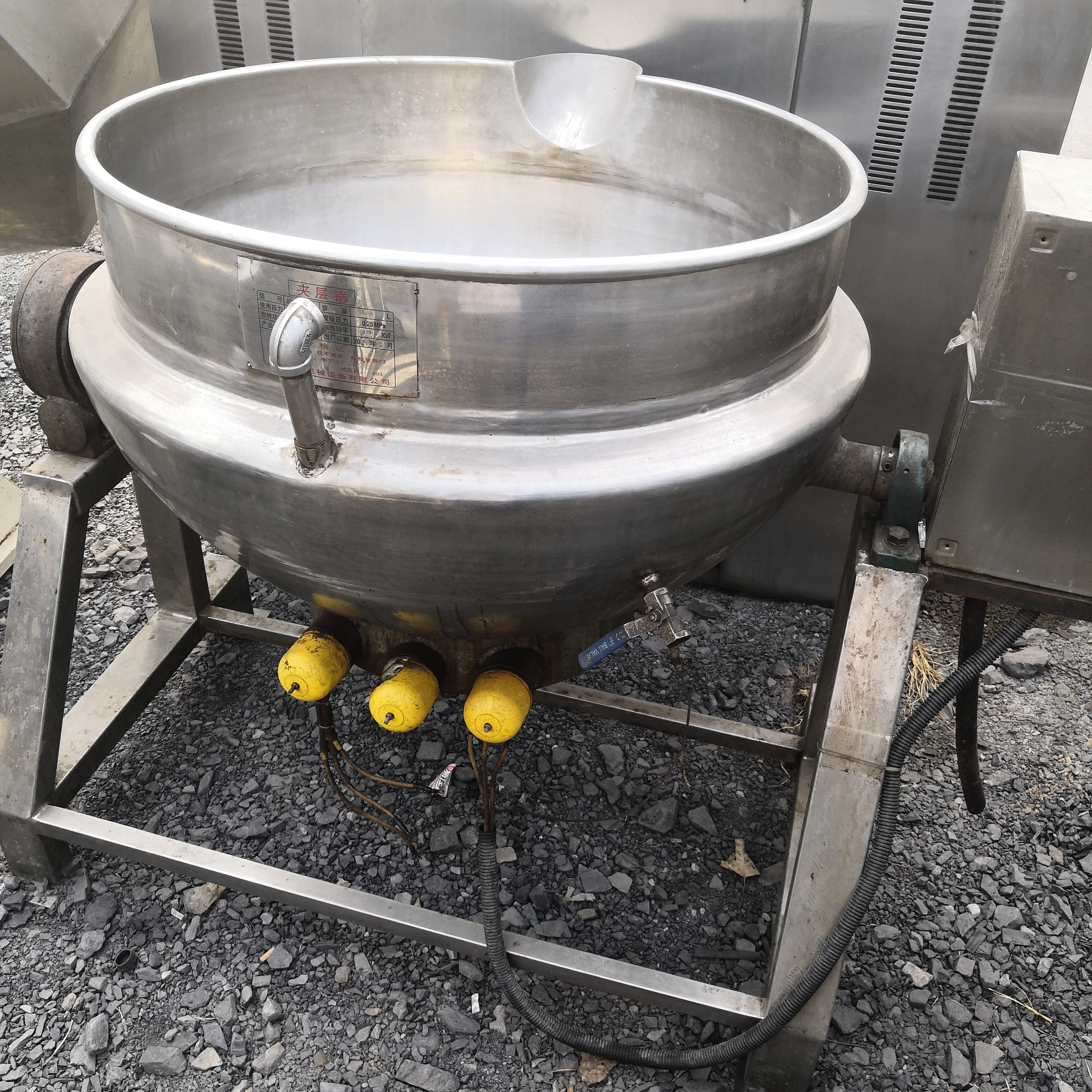 供應(yīng) 二手行星攪拌夾層鍋 二手食品制藥飲料化工設(shè)備夾層鍋廠家價格