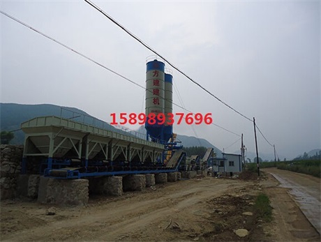 600型穩(wěn)定土廠拌設(shè)備,600噸水穩(wěn)拌合站,水泥穩(wěn)定碎石攪拌站