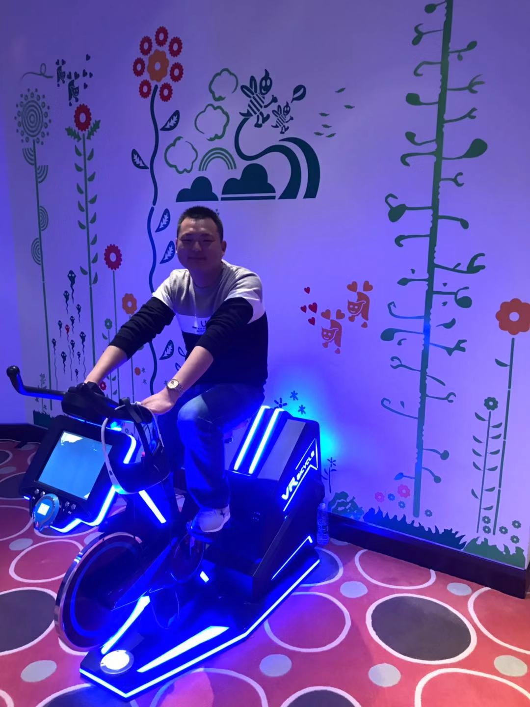 上海VR動感單車租賃出租價格表|VR自行車供應(yīng)商批發(fā)價格