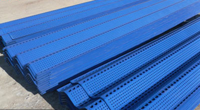 藍(lán)色圓孔鐵板圍墻A大治藍(lán)色圓孔鐵板圍墻A藍(lán)色圓孔鐵板圍墻廠家直營