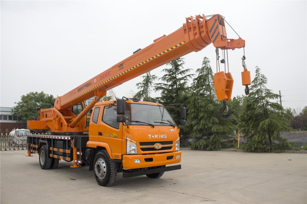 唐駿16噸汽車吊唐駿16噸汽車吊價格唐駿16噸汽車吊廠家唐駿16噸汽車吊零售