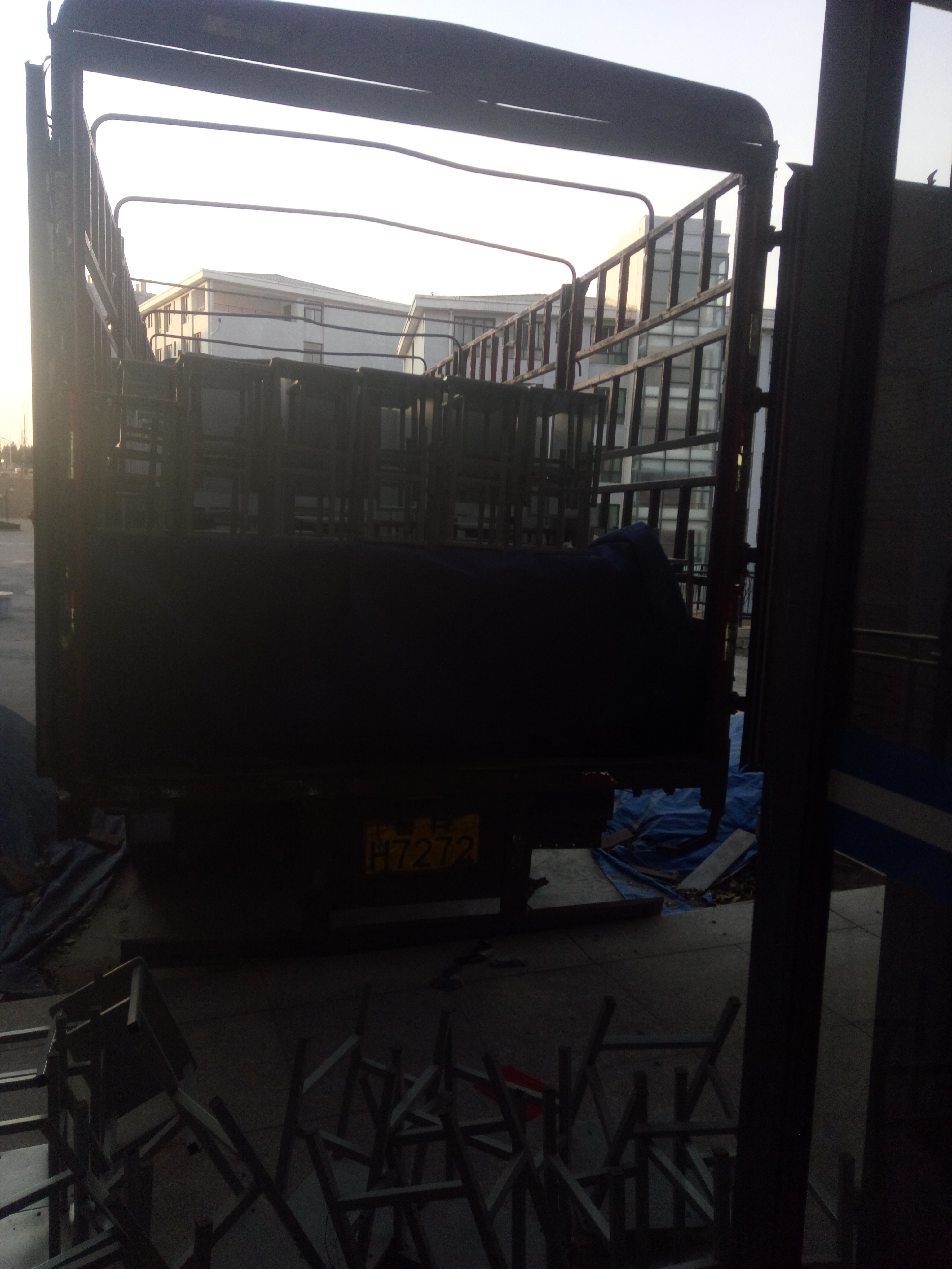 濟(jì)南倉庫搬運(yùn) 濟(jì)南倉庫物品運(yùn)輸  萬泰搬家 0531-88662035