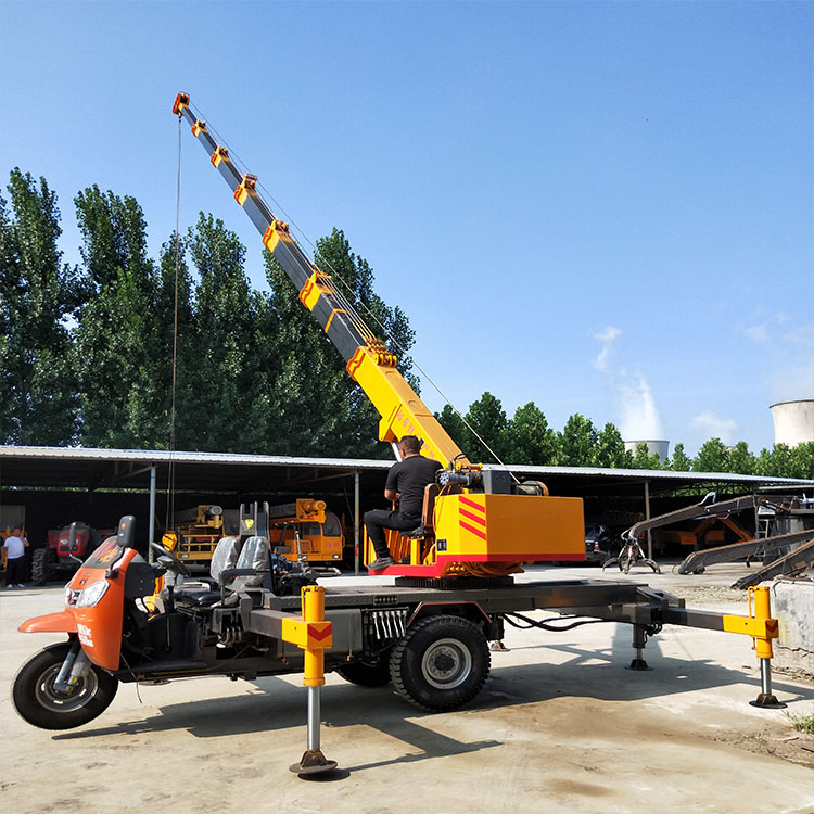 安徽三輪隨車吊廠家定做吊機3噸三輪吊車1噸折臂吊5噸三輪吊車建筑小吊車