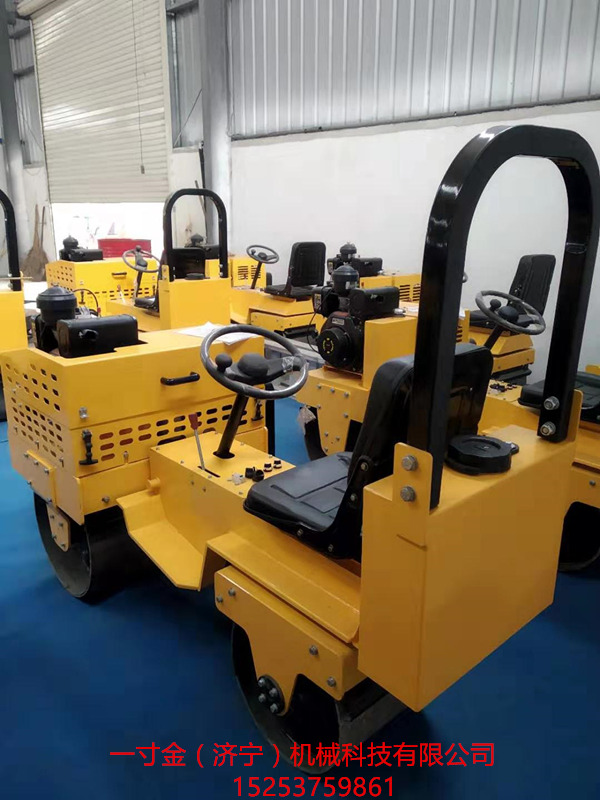 YCYL-41C座駕式雙輪壓路機