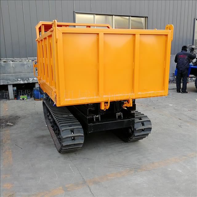 四不像拉磚拉土自卸翻斗拖拉機(jī) 四不像拉磚拉土自卸翻斗運(yùn)輸拖拉機(jī)