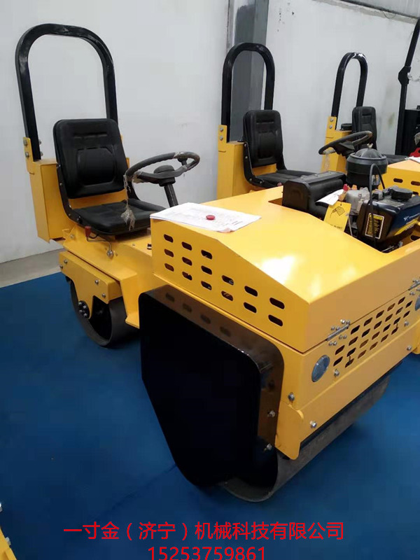YCYL-41C座駕式雙輪壓路機
