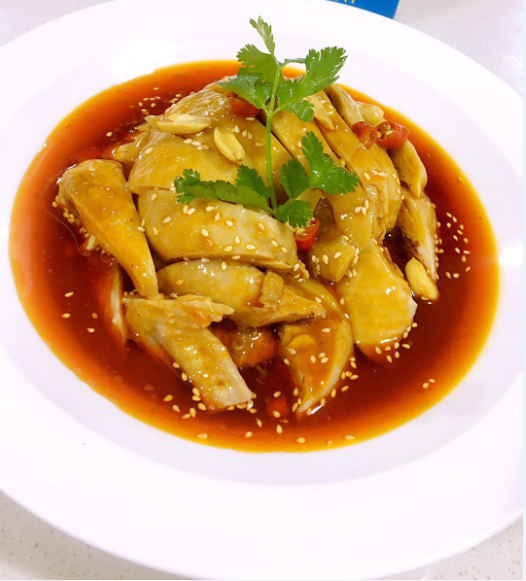 小吃鹵菜培訓(xùn) 夫妻肺片口水雞涼菜培訓(xùn) 費(fèi)用低包食宿 鹵菜涼菜技術(shù)培訓(xùn)不限制學(xué)習(xí)時(shí)間