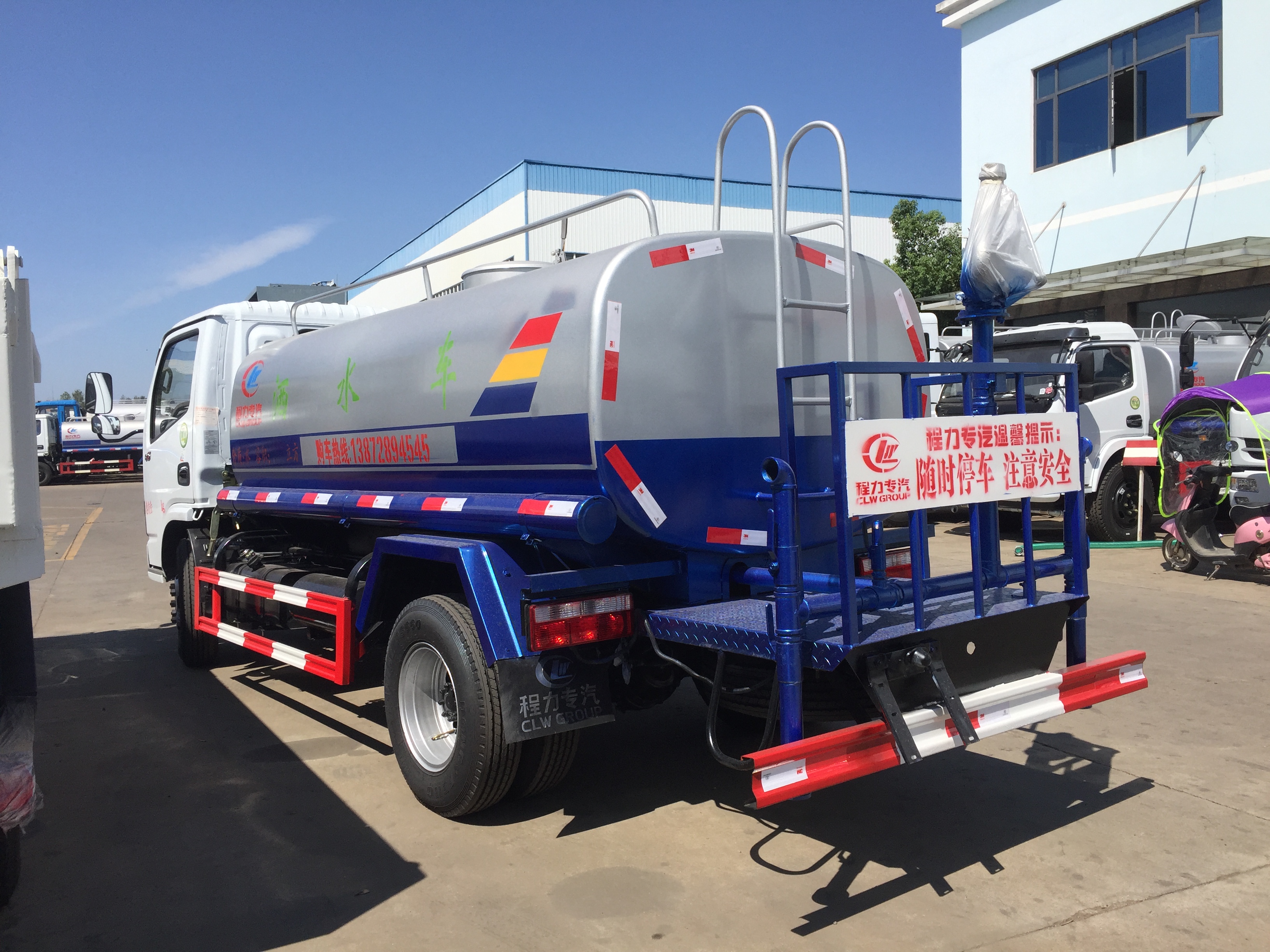 供應各品牌灑水車 東風3-20方灑水車廠家*