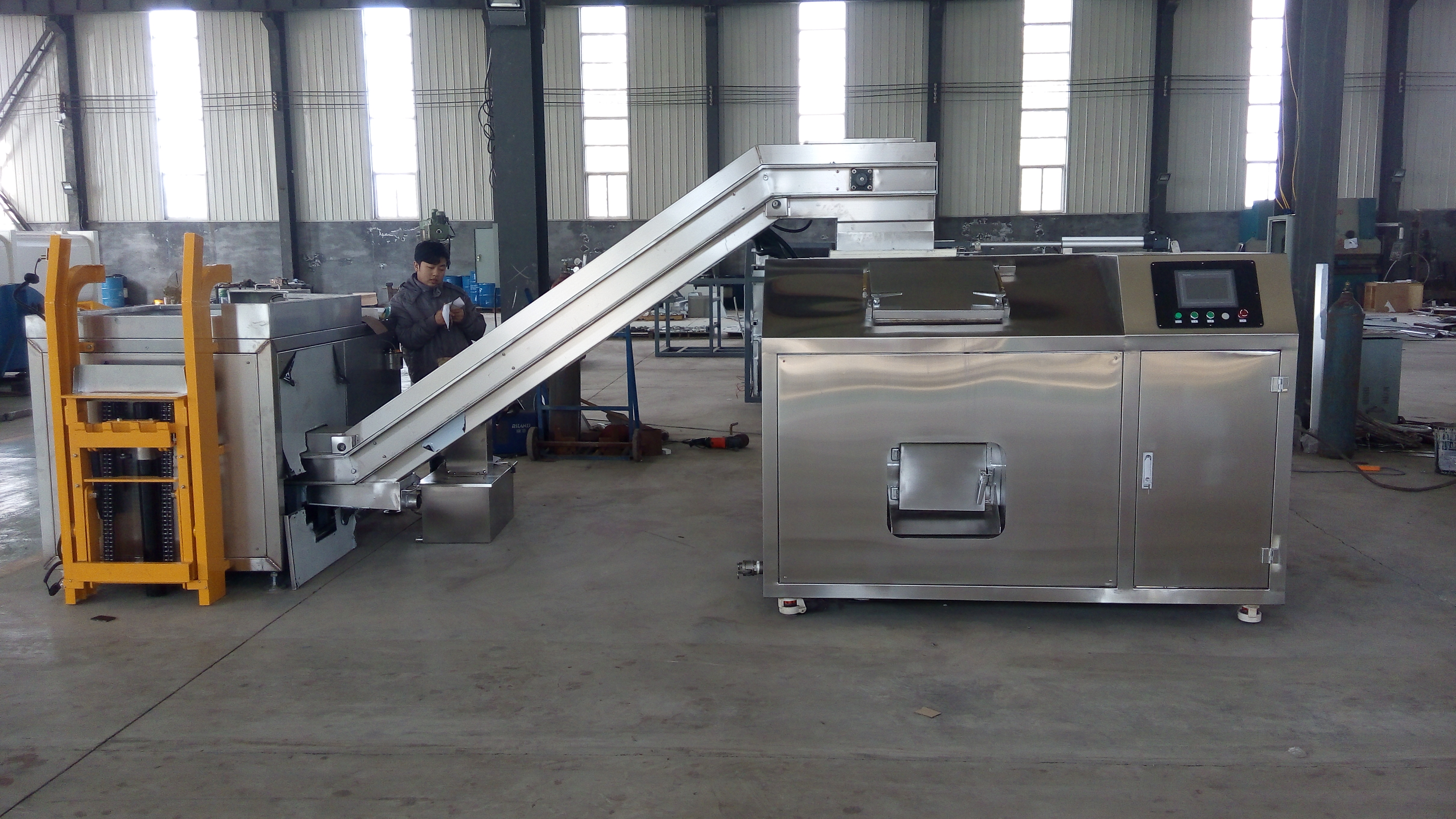 直銷生物大型有機(jī)成套垃圾處理器 餐廚垃圾生化處理一體機(jī)