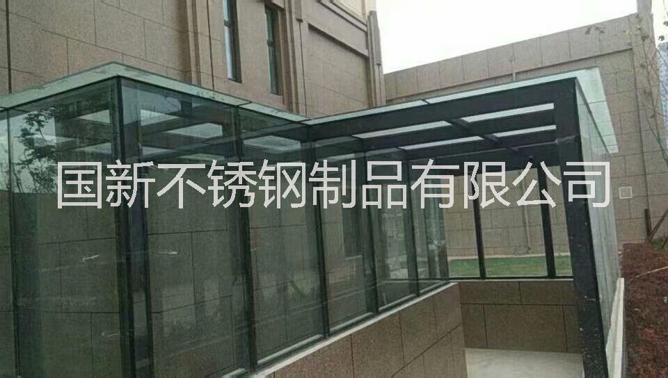雨棚