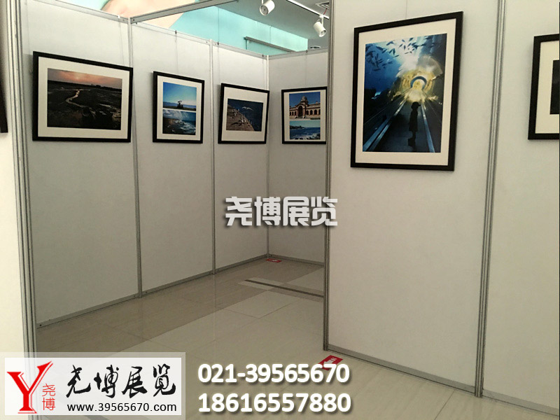 供應(yīng)上海八棱柱展板 八棱柱書畫展板出租 企業(yè)會(huì)議海報(bào)展板銷售