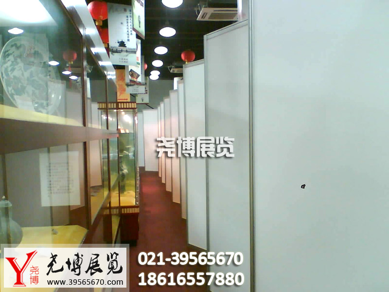 供應(yīng)上海海報(bào)展板、上海書(shū)畫(huà)展板、上海屏風(fēng)隔板出租免費(fèi)搭建