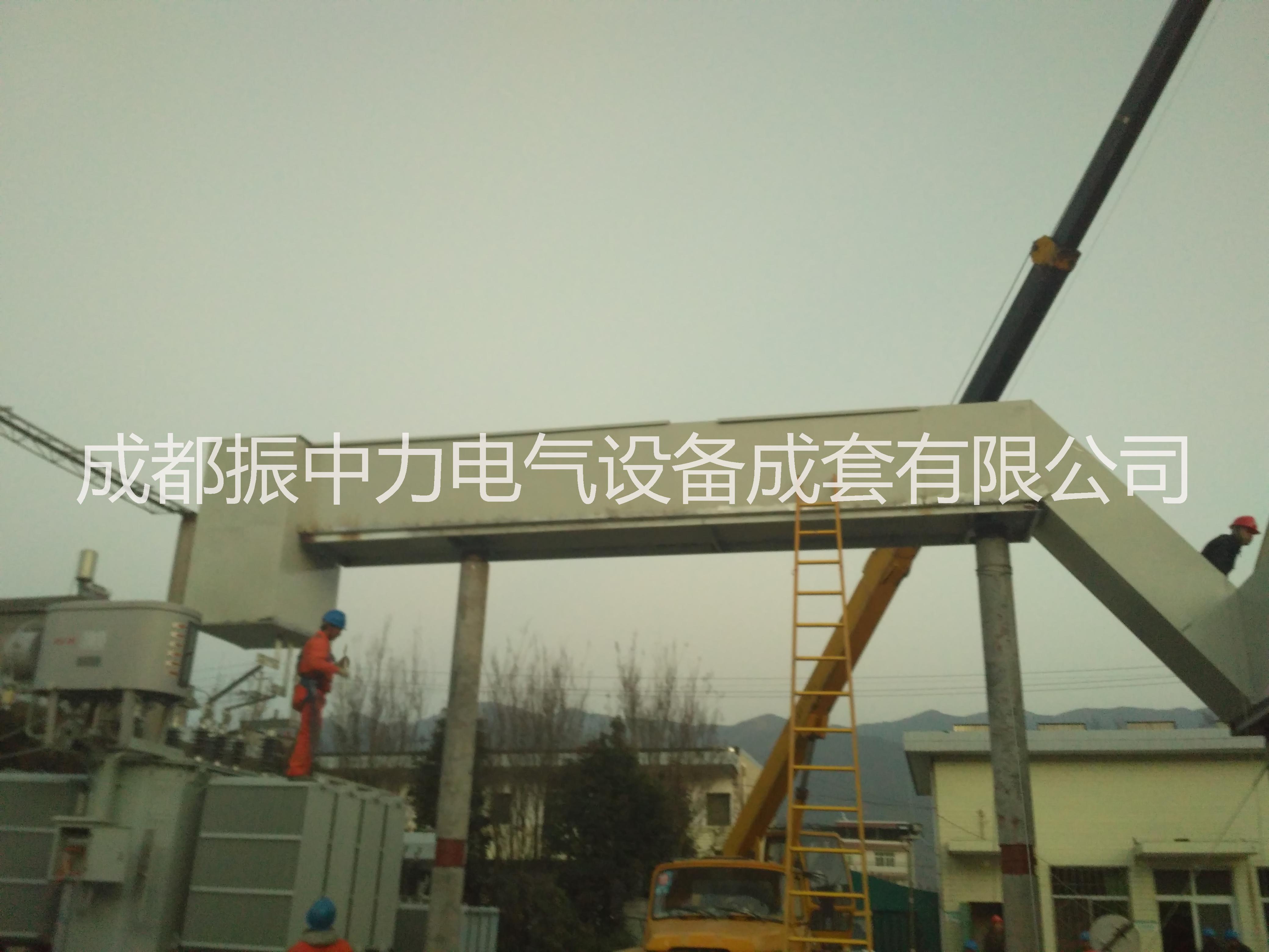 設(shè)計(jì)定做安裝母線槽：空氣型密集型母線槽、橋架、聯(lián)絡(luò)母線橋、高低壓母線槽、戶(hù)外配電柜配電柜