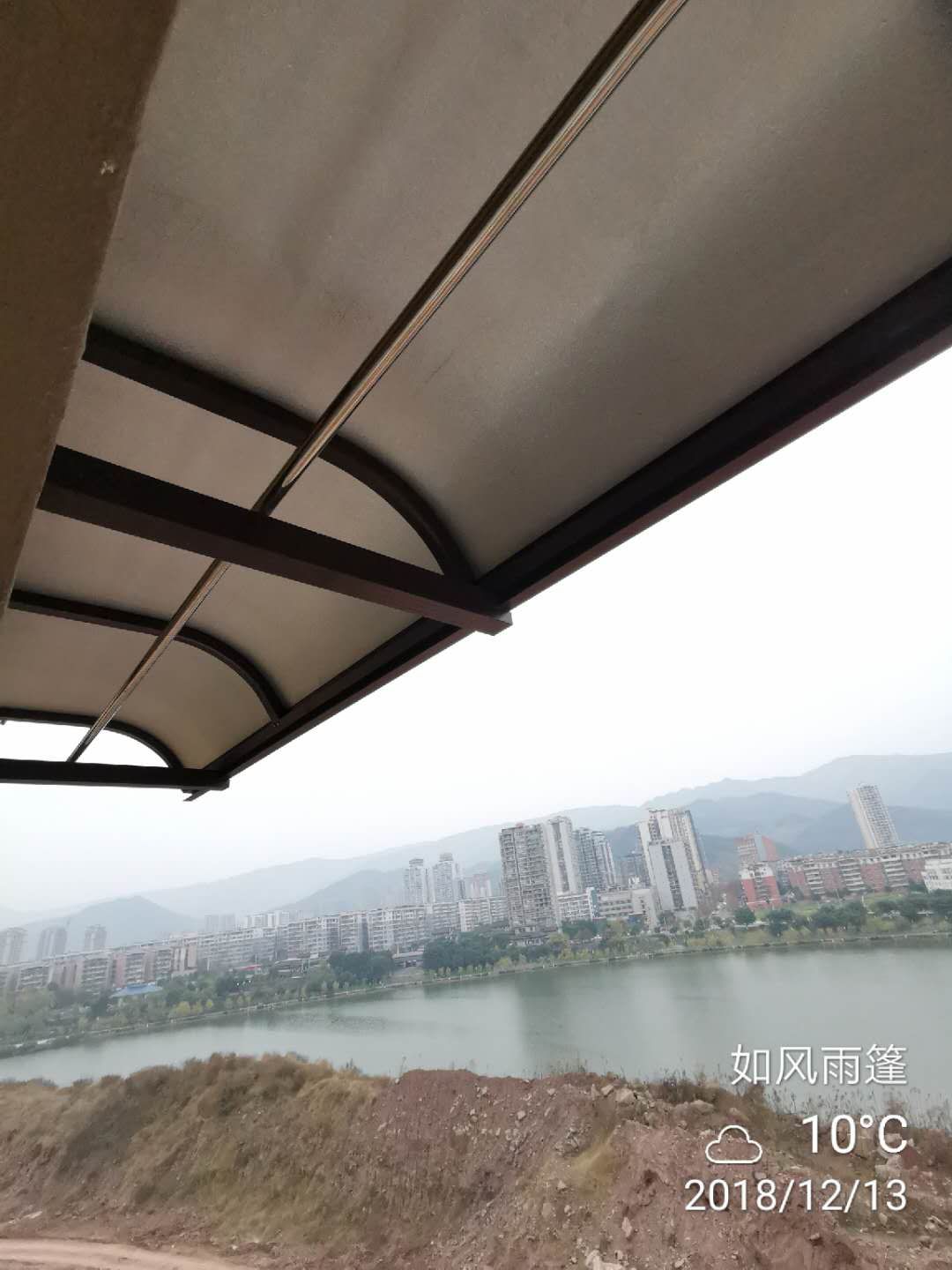 雨棚定制鋁合金遮陽(yáng)棚別墅露臺(tái)陽(yáng)臺(tái)雨棚戶外防曬車棚遮雨蓬定做 雨篷定制鋁合金遮陽(yáng)蓬車棚定做