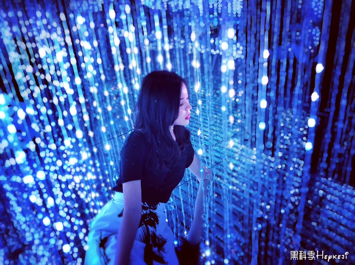 大型LED燈光秀《鏡花宮》