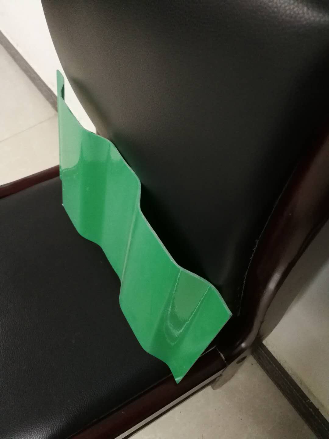 玻璃鋼冷卻塔壁板防腐膠衣瓦供應(yīng)  供應(yīng)東莞玻璃鋼冷卻塔壁板膠衣瓦