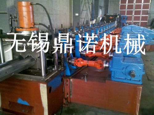 護(hù)欄板成型機(jī)設(shè)備 全自動(dòng)高速公路護(hù)欄板生產(chǎn)線 波形護(hù)欄板冷彎?rùn)C(jī)設(shè)備