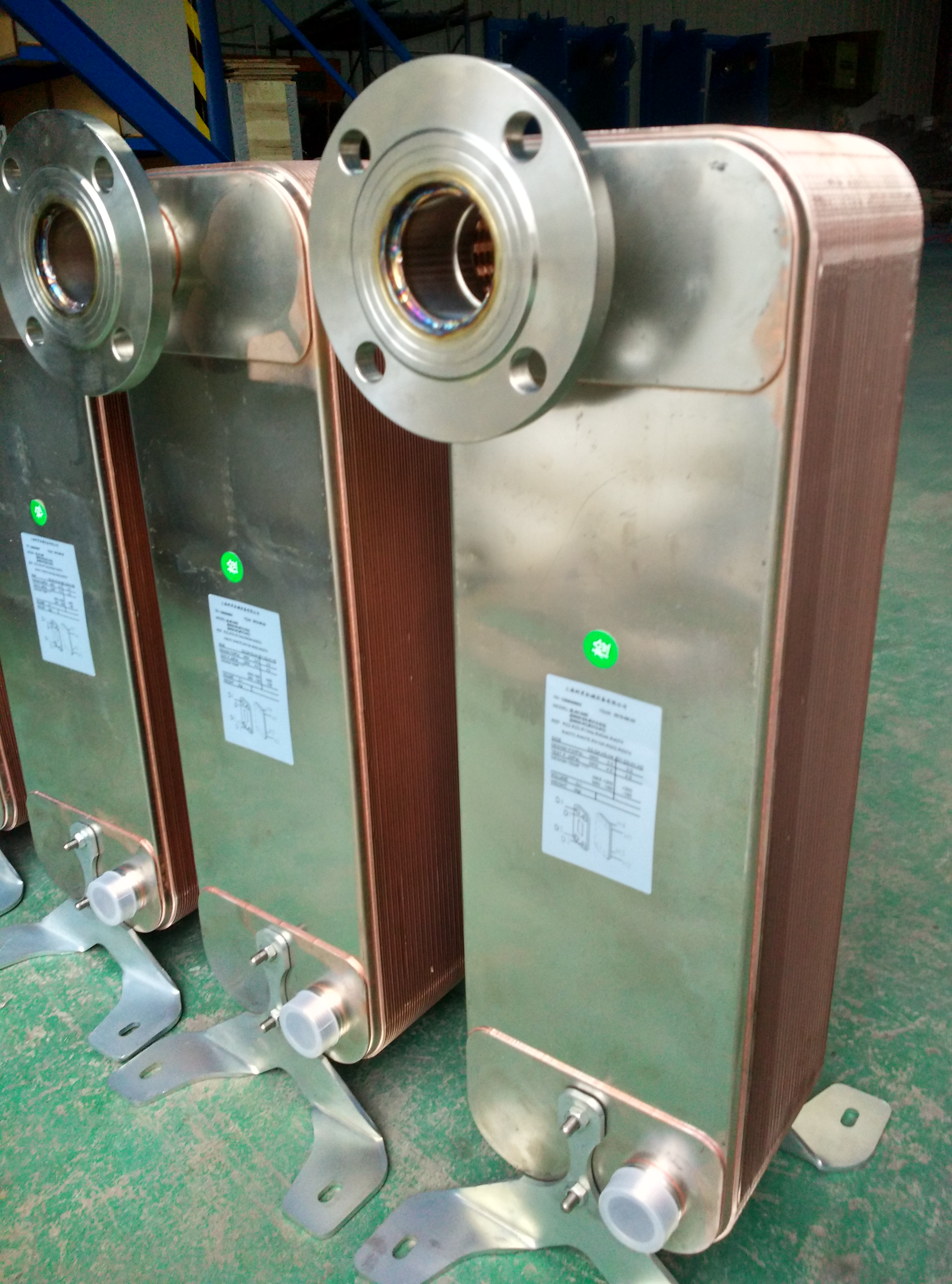 上海釬焊板式換熱器廠家直銷，上海焊接式板式換熱器報(bào)價(jià)價(jià)格，上海焊接式板式換熱器安裝電話