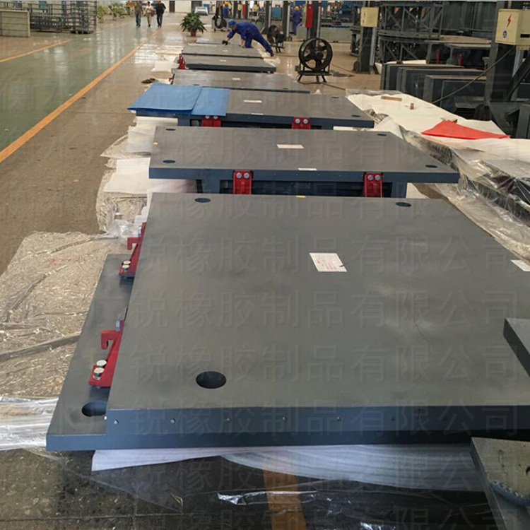 橋梁盆式支架A南關(guān)橋梁盆式支架*惠