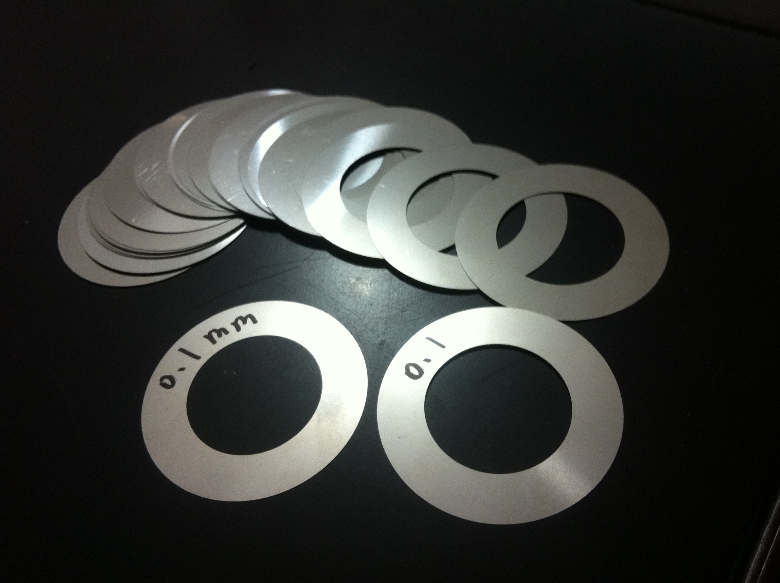 供應(yīng)墊片材料 不銹鋼墊片材料 磨砂不銹鋼帶 不銹鋼墊片材料 超薄不銹鋼墊片