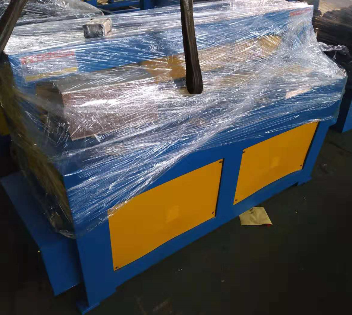 Q11-3*1600電動(dòng)剪板廠(chǎng)家直銷(xiāo)   機(jī)械剪板機(jī)技術(shù)參數(shù)