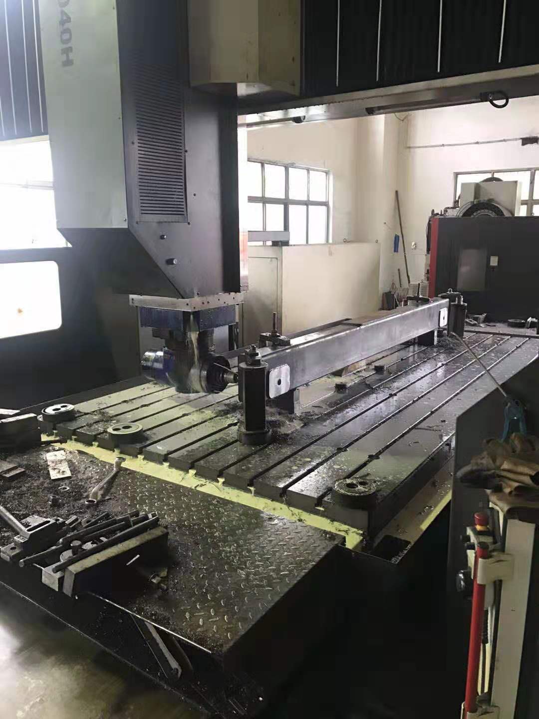 供應(yīng)二手*紐威2*4米 *龍門加工中心法耐克系統(tǒng)提供安裝調(diào)試