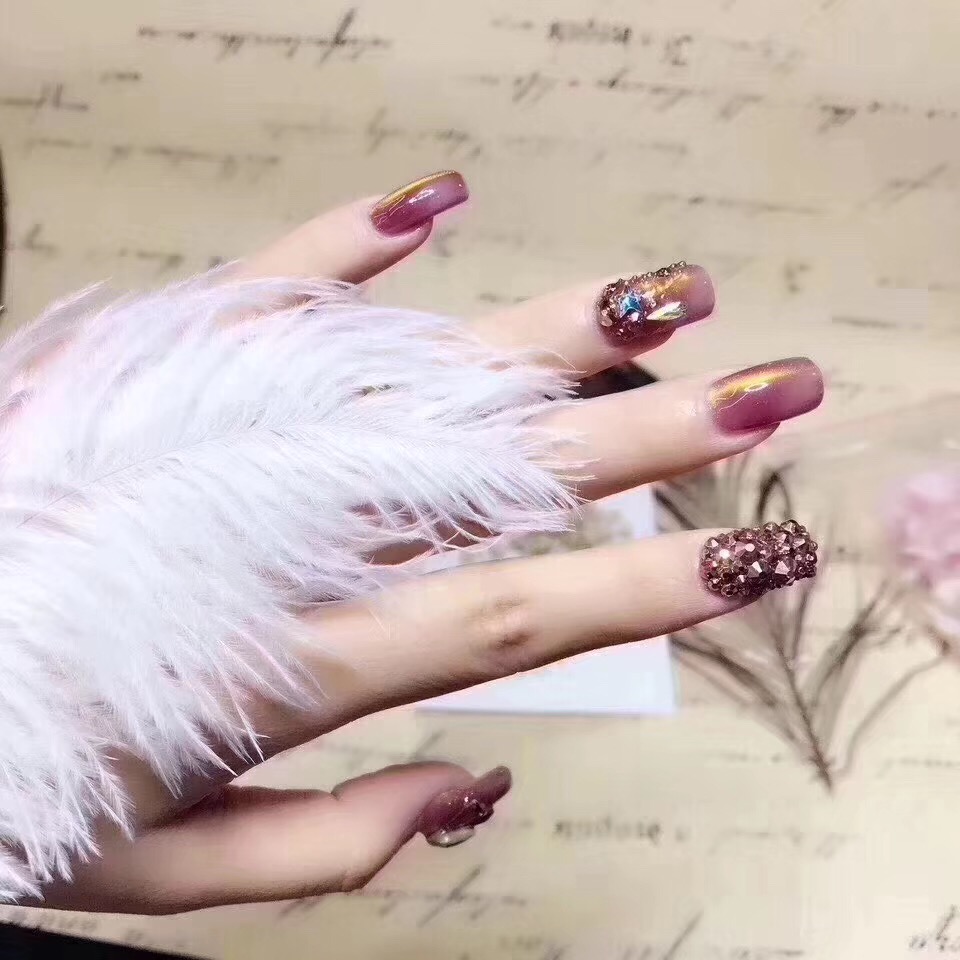 聊城美甲培訓(xùn)學(xué)聊城美甲培訓(xùn)班供應(yīng)聊城美甲培訓(xùn)課程專業(yè)美甲