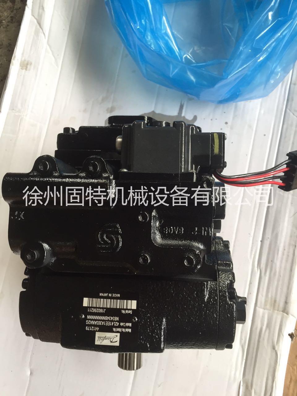 鎮(zhèn)江華通瀝青攤鋪機(jī)行走泵