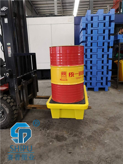 化工托盤廠_1370強(qiáng)力防滲漏