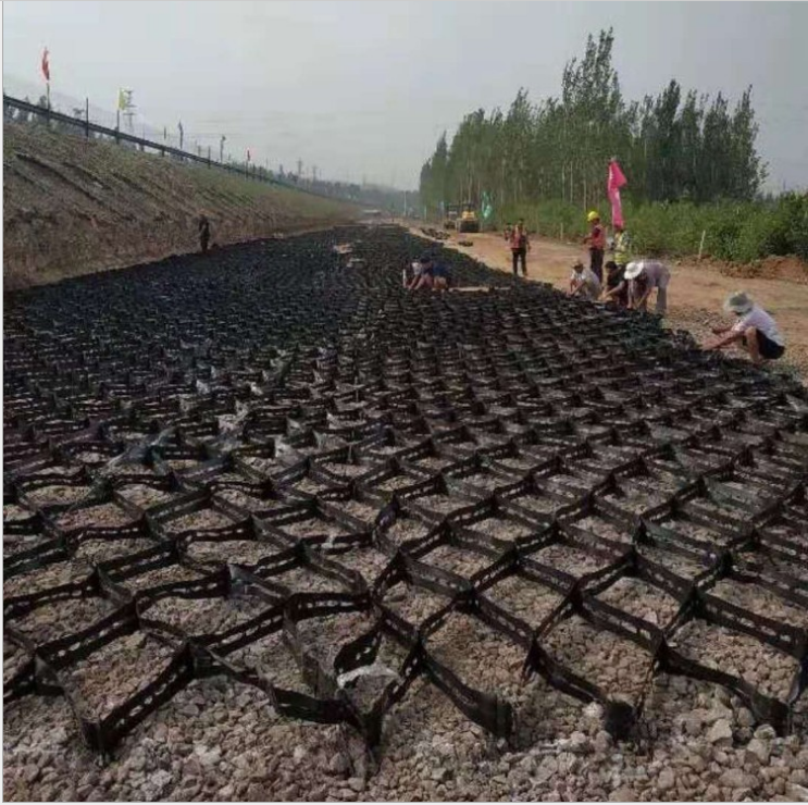土工格室廠家 土工格室供應(yīng)商 土工格室價(jià)格 土工格廠家直銷 山東排水板廠家 山東排水板供應(yīng)商  蜂巢格室