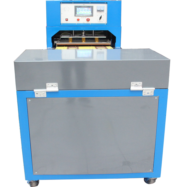 電池吸塑包裝鏈條機(jī)_鏈條機(jī)廠家-振嘉出品