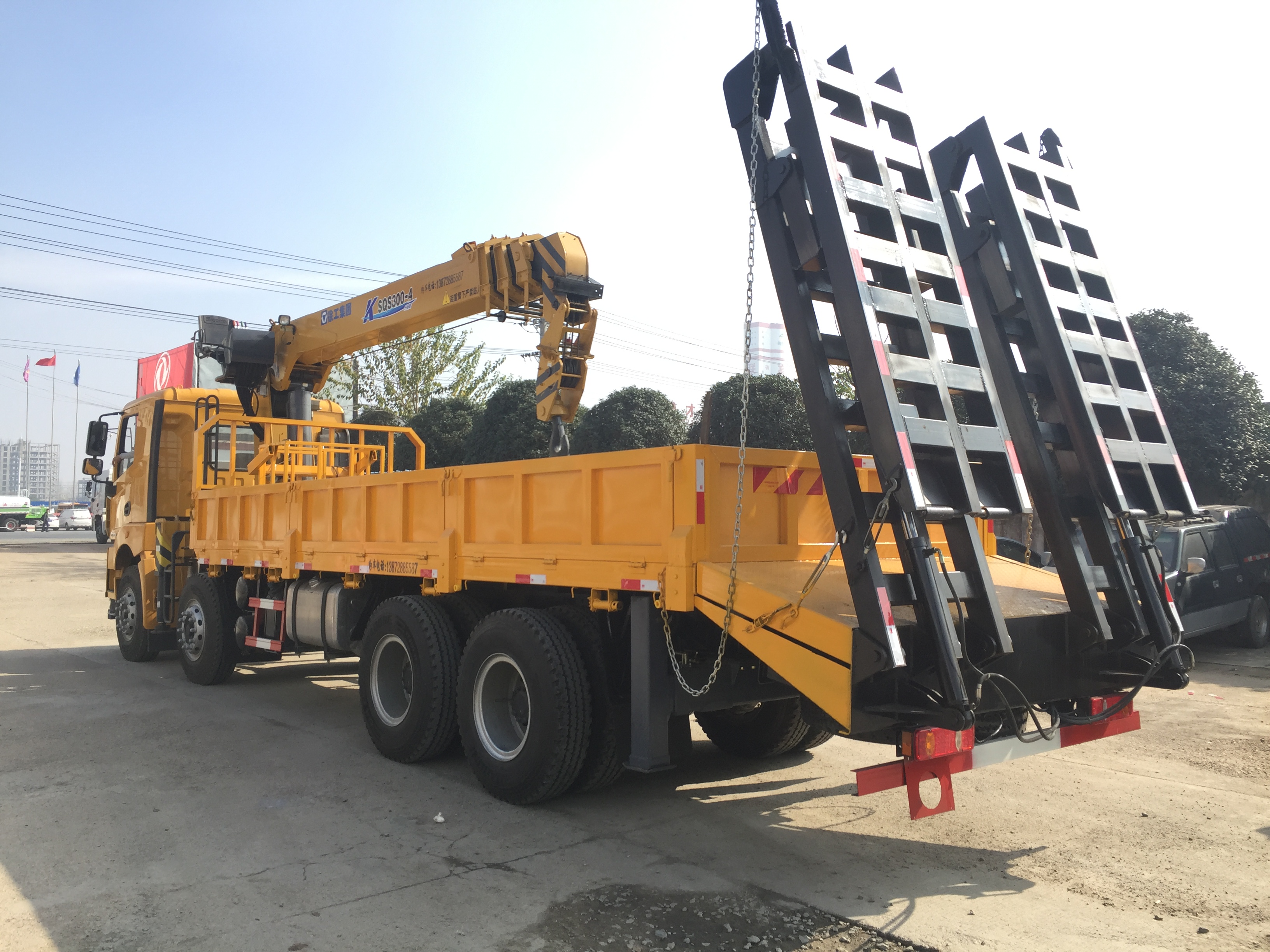 湖北徐工漢風(fēng)12噸帶爬梯供應(yīng)商