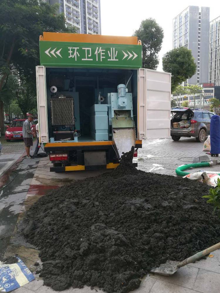 九九八廠家直銷，分離式吸糞車價格，分離式吸污車，分離式抽污車
