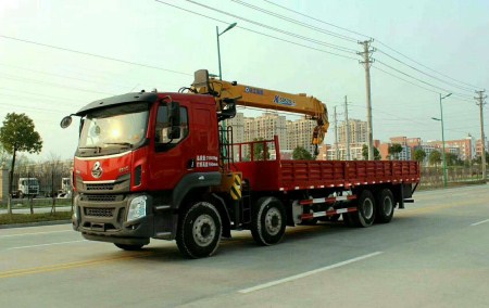 柳汽乘龍16噸隨車吊-柳汽乘龍16噸吊機圖片-徐工16噸隨車吊廠家-柳汽*后八吊機圖片