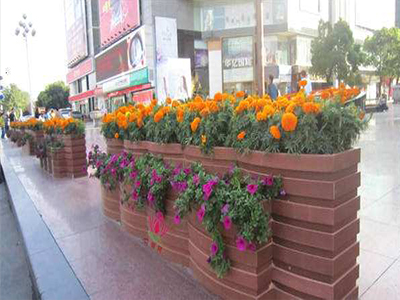 小區(qū)景觀花箱供應(yīng)，河南鄭州*花箱，河南木塑花箱，河南公園戶外花箱
