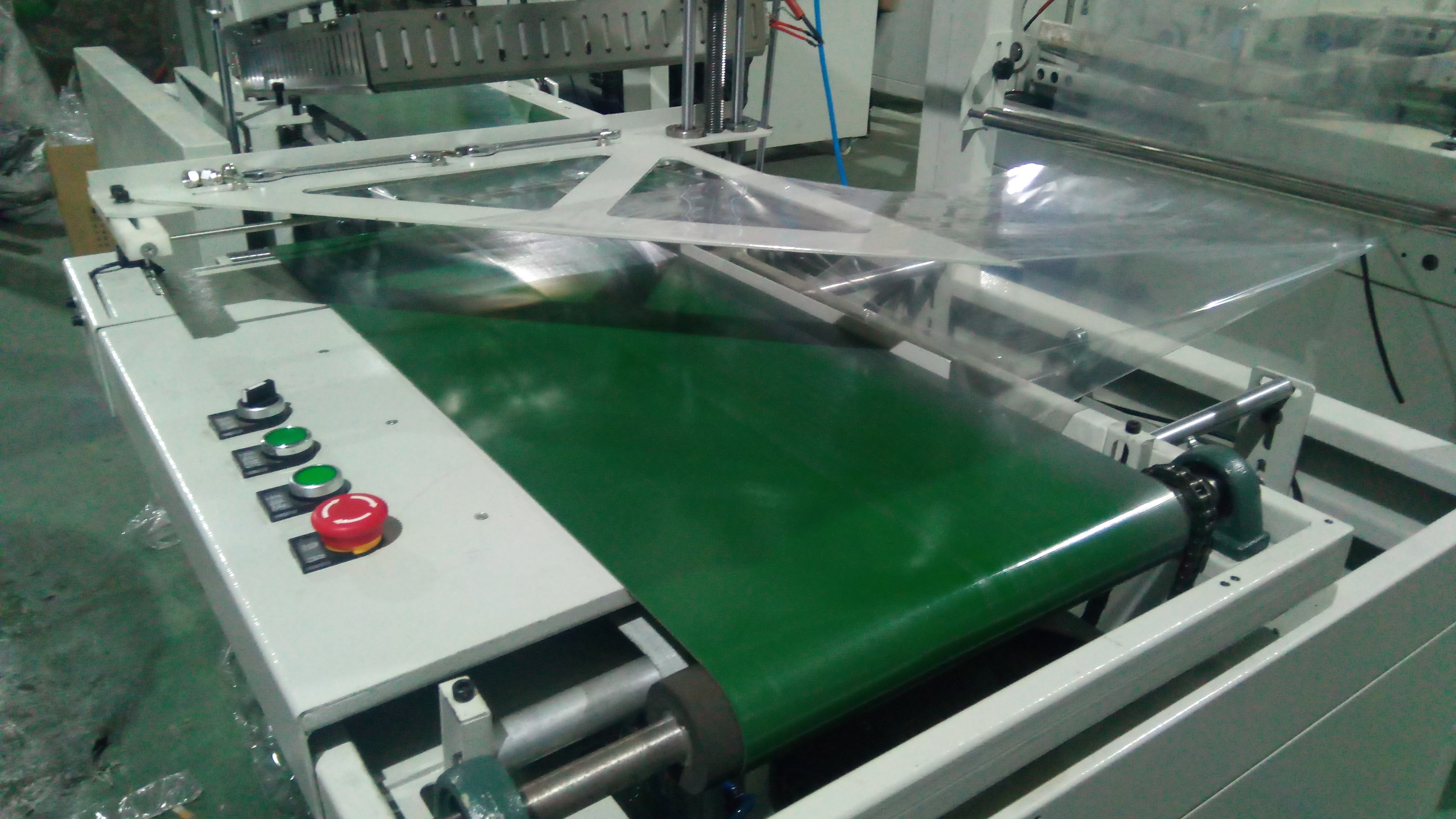 河北450型熱縮膜包裝機(jī)廠家批發(fā)價(jià)格