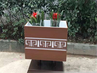 街道實木花箱,景區(qū)花箱,河南街道護欄花箱