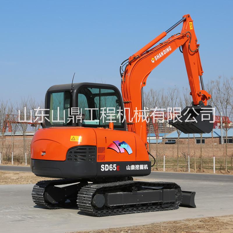 小型挖掘機(jī) 山鼎65型挖溝機(jī)廠家