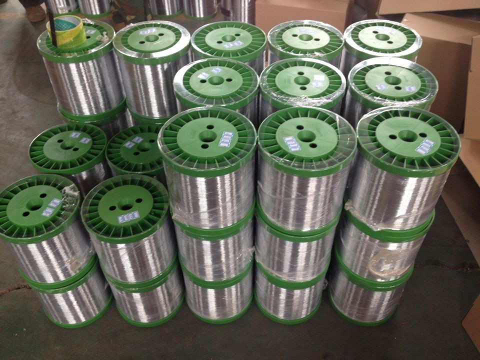 制作鍍鋅網(wǎng)套，鍍鋅網(wǎng)球 0.22mm鍍鋅圓絲