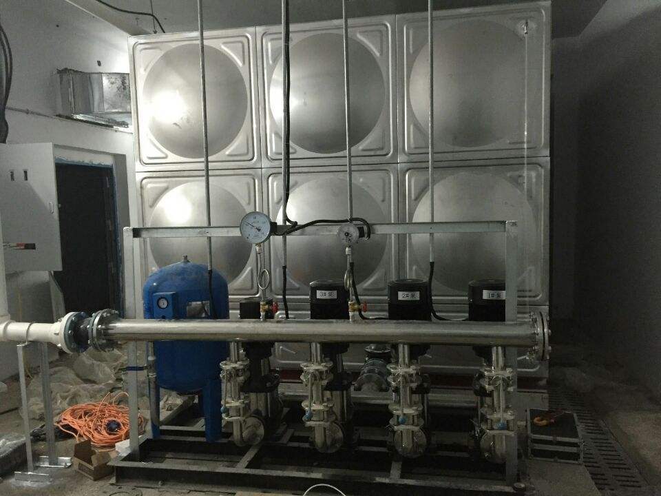 供應(yīng)湖南不銹鋼水箱材料 / 長(zhǎng)沙組合式不銹鋼水箱廠家直銷