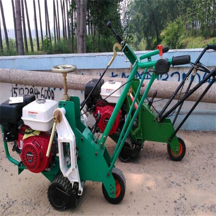 手推式起草皮機廠家