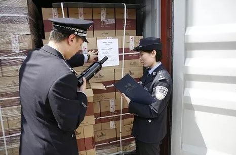 葡萄酒進口麻煩嗎？ 葡萄酒進口應(yīng)該怎么樣操作 進口報關(guān)價格