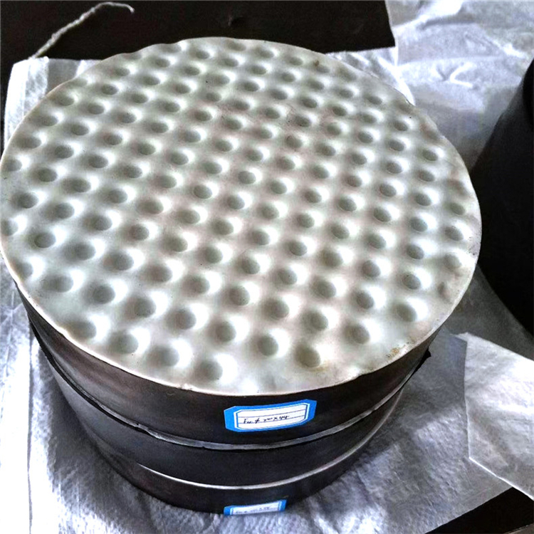 供應(yīng)橋梁橡膠支座 盆式橋梁橡膠支座 橋梁橡膠板式支座 橡膠橋梁支座批發(fā) 圓形橋梁橡膠支座 GJZ橋梁橡膠支座