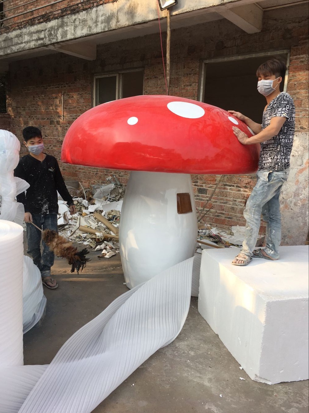 佛山玻璃鋼植物蘑菇雕塑造型 廣場幼兒園裝飾工藝品