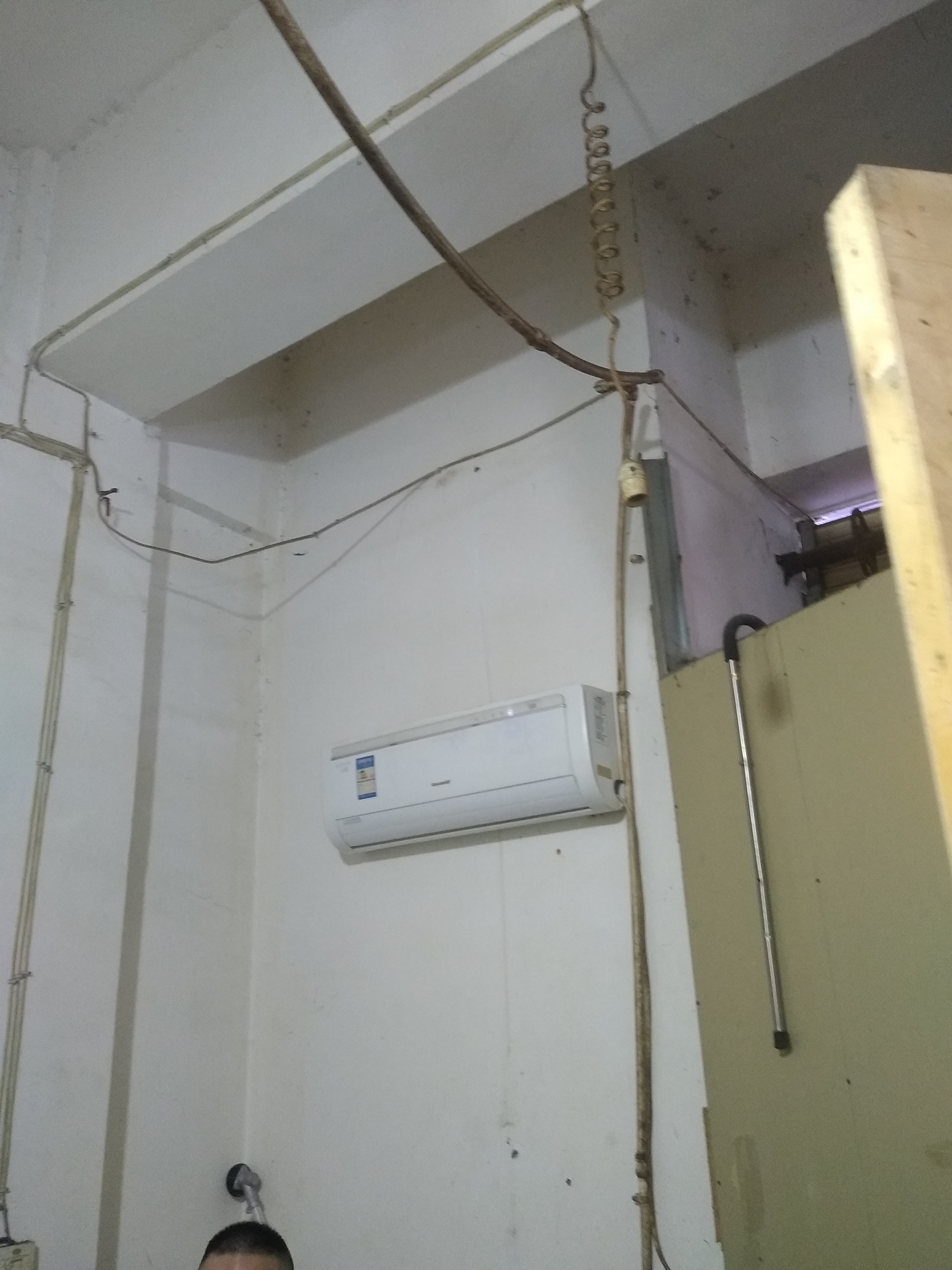 錦里西路順城街空調(diào)維修安裝加氟