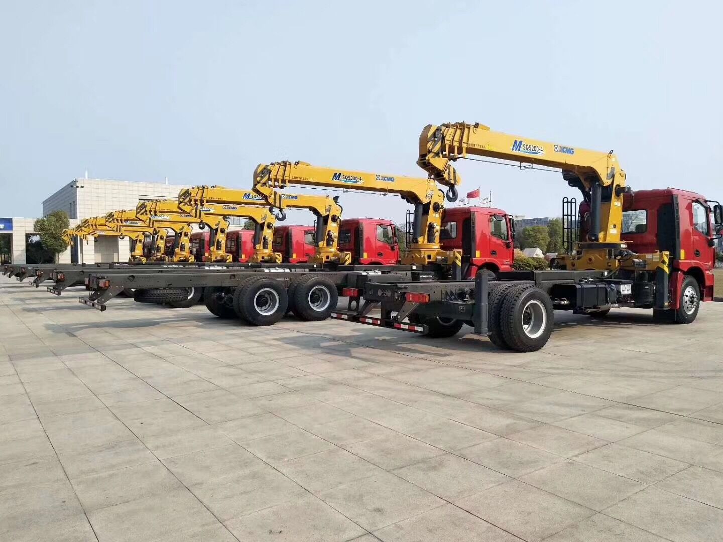 漢風(fēng)6.3噸隨車吊廠家供應(yīng)