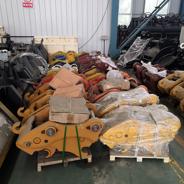 挖機(jī)快換接頭 挖斗快速轉(zhuǎn)換器